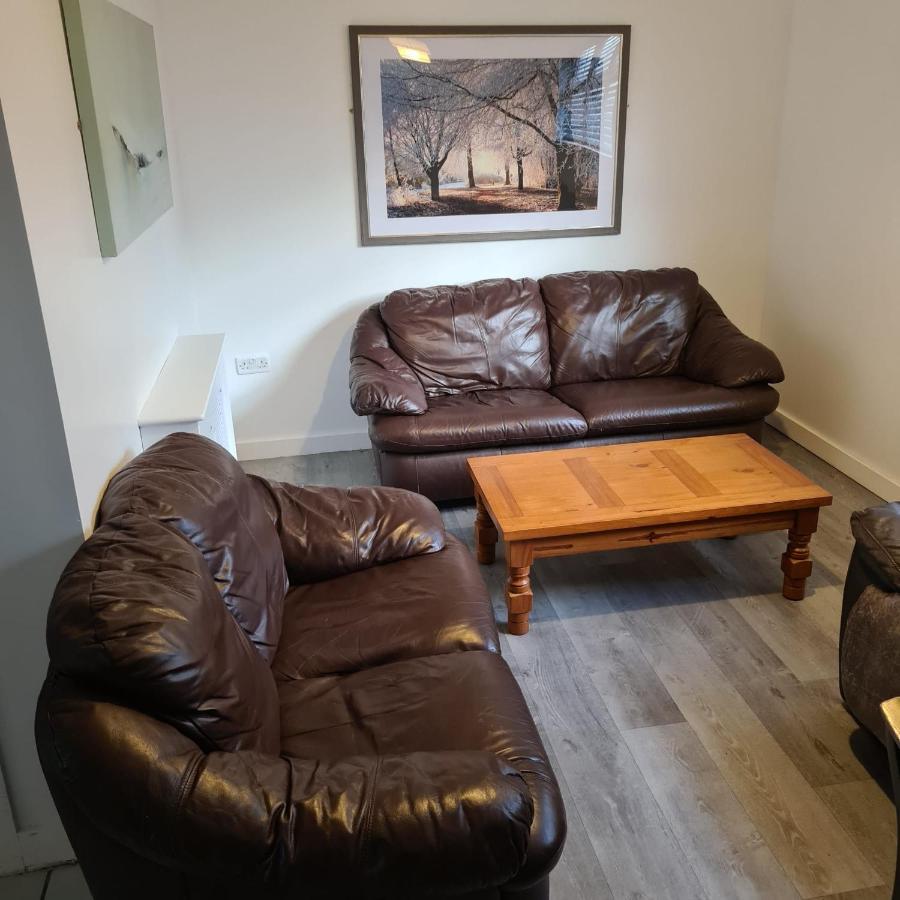 2 Bed Flat Right In Centre Of Portrush Town Appartement Buitenkant foto